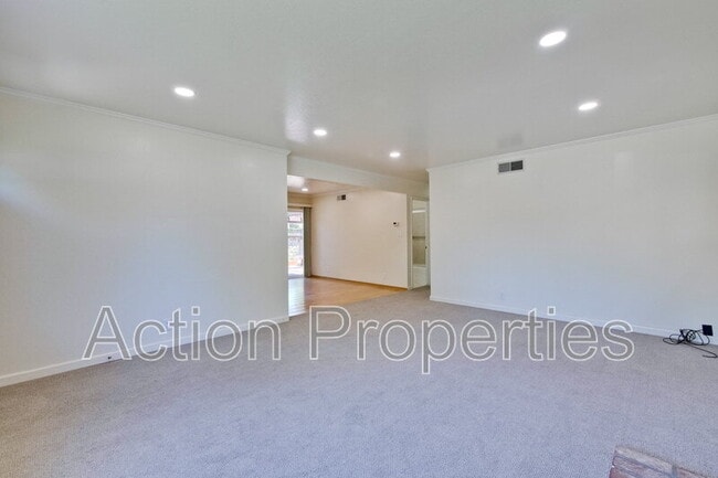 Photo - 1128 Kentwood Ave