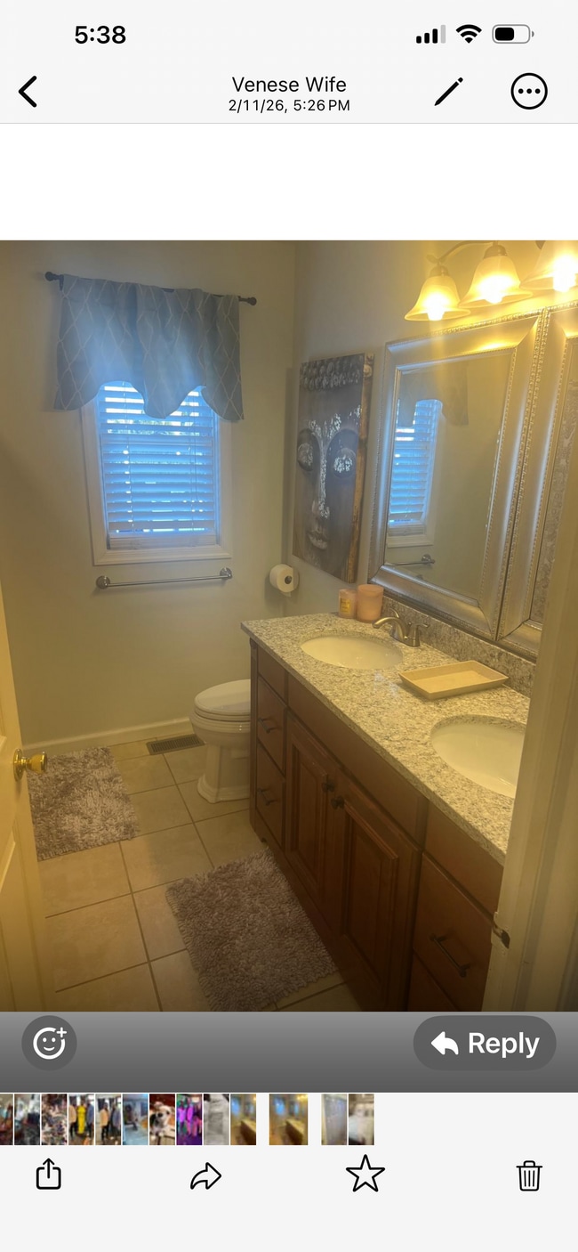 Photo - 241 W 31st St