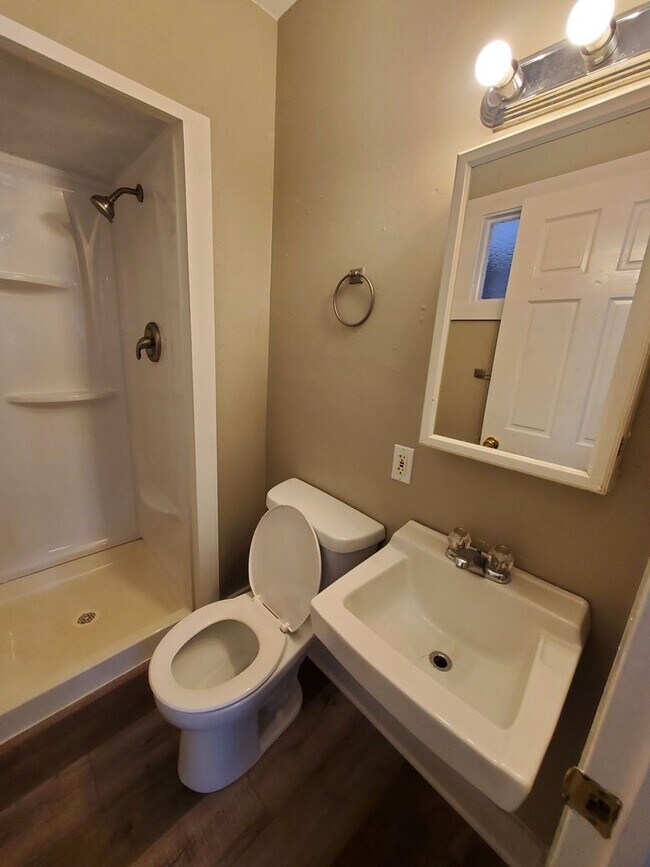 Photo - 800 E Chambers St Unit 3