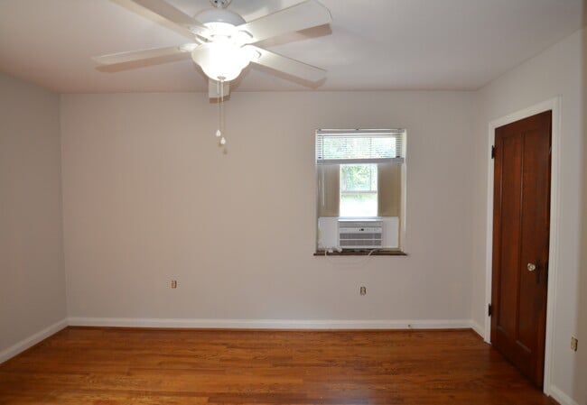 Photo - 5537 Bosworth Pl Unit 4