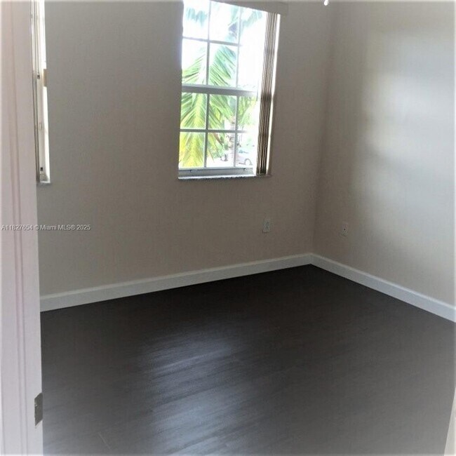 Photo - 4104 NE 24th Dr