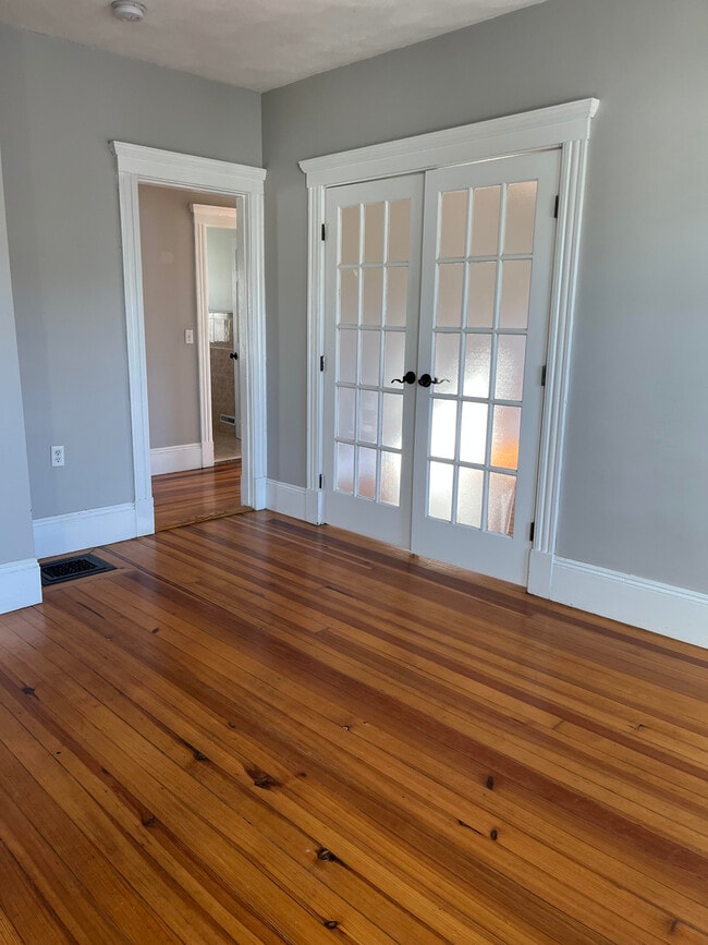 Photo - 15 Clarence St Unit 3