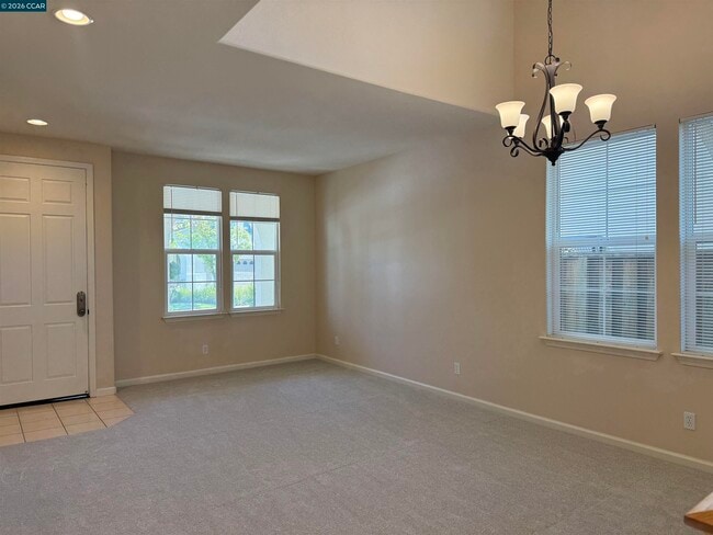 Photo - 2504 McLaren Ln