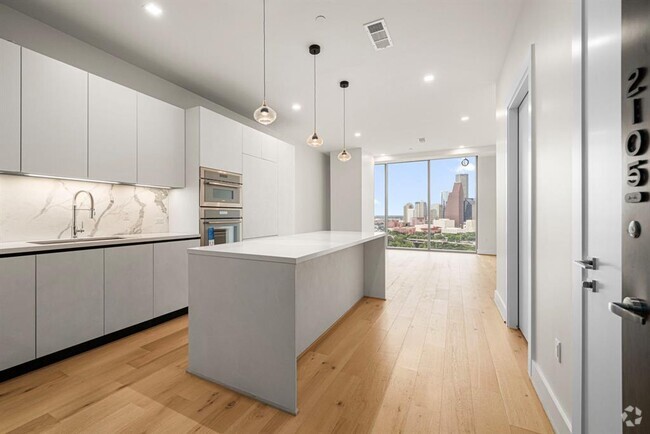 Building Photo - 1711 Allen Pkwy Unit 2105 Rental