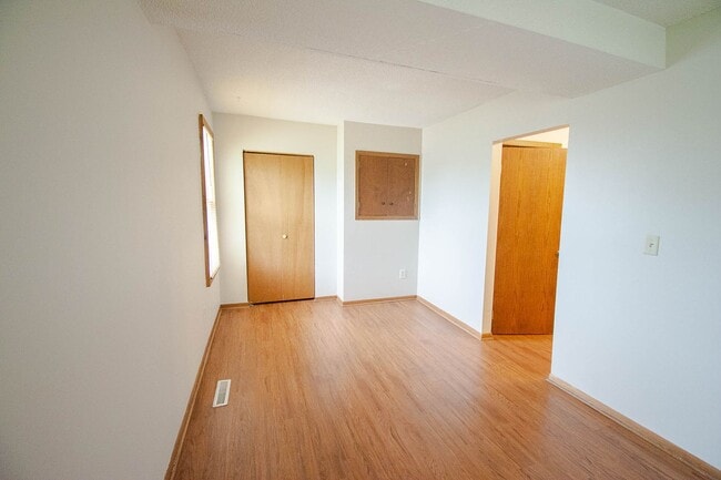 Photo - 104 21st St SW Unit B - Upper Floor