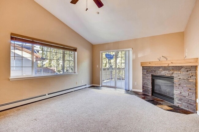 Photo - 183 Pelican Cir
