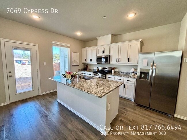 Photo - 7069 Cypress Dr