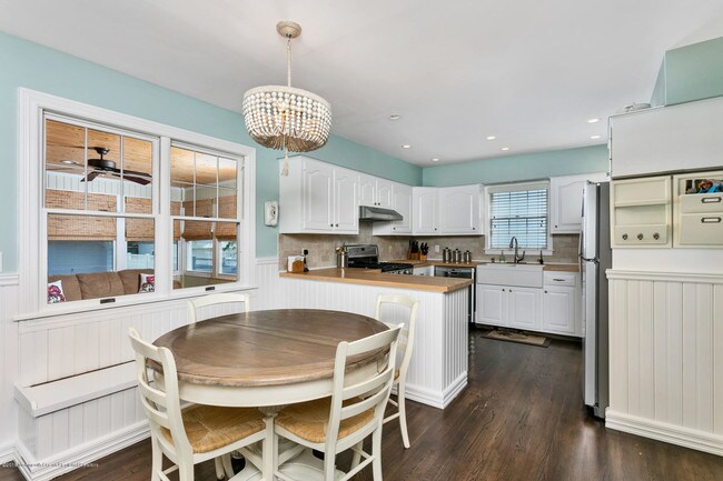 Photo - 308 Washington Ave