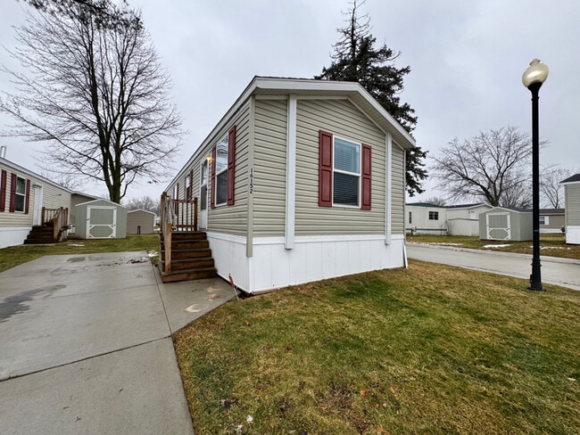 Photo - 16152 Notre Dame St