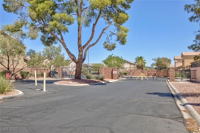 Photo - 6736 Prairie Dusk Dr