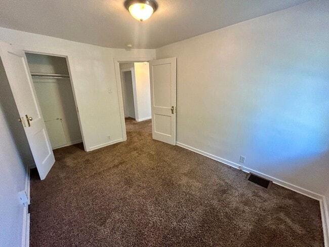Photo - SPACIOUS 3 BEDROOM TOWNHOME Unit 1201