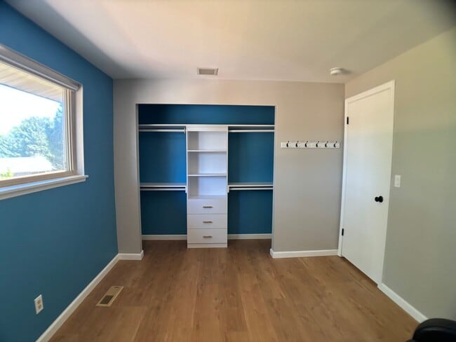 Photo - 1533 Ridgeview Ct