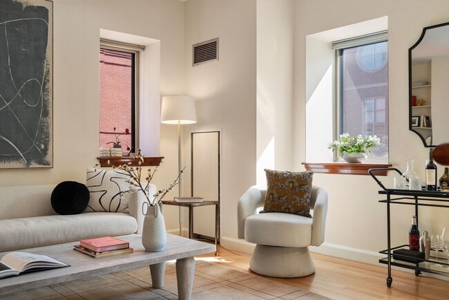 Photo - 2 Clarendon St Unit 302