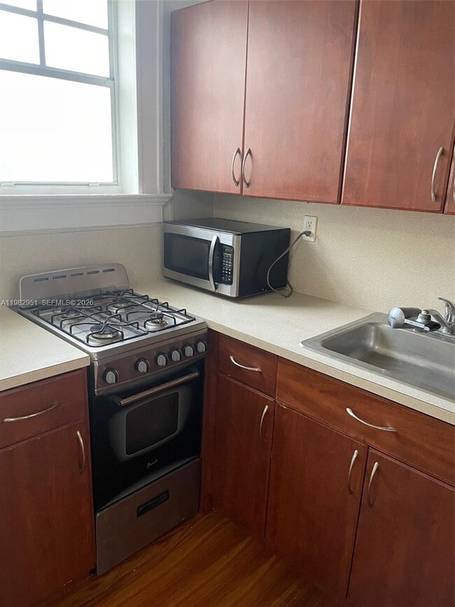 Photo - 1611 Michigan Ave Unit 15