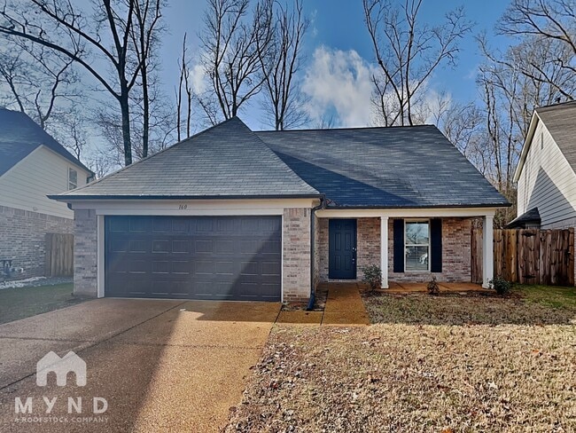 Photo - 160 Nicholas Dr