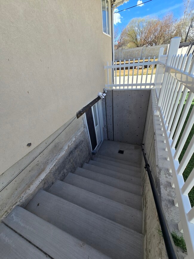 Photo - 13536 S Rose Hill Dr