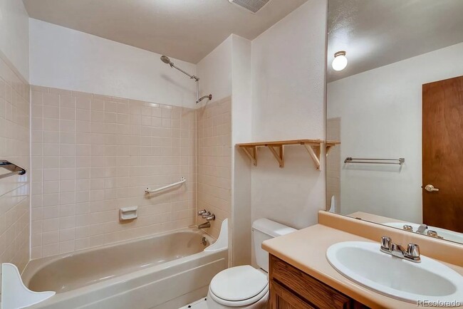 Photo - 14333 E Warren Pl