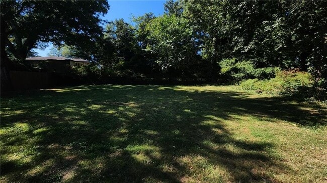 Photo - 349 Johnson Ferry Rd