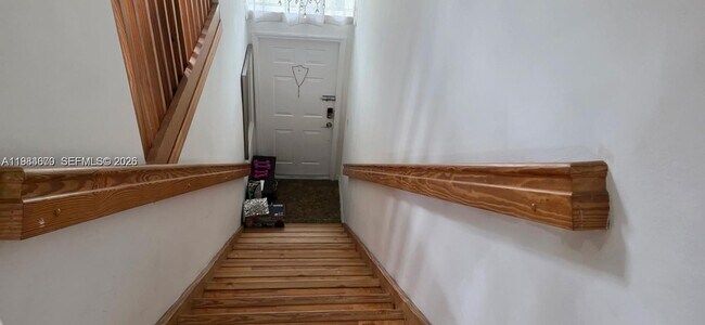 Photo - 21255 NE 8th Pl