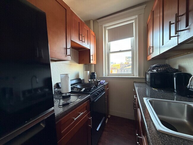 463 Commonwealth Ave