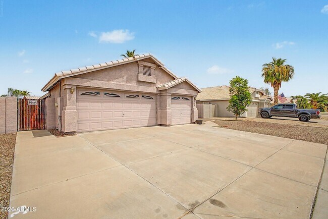 Photo - 308 W Liberty Ln