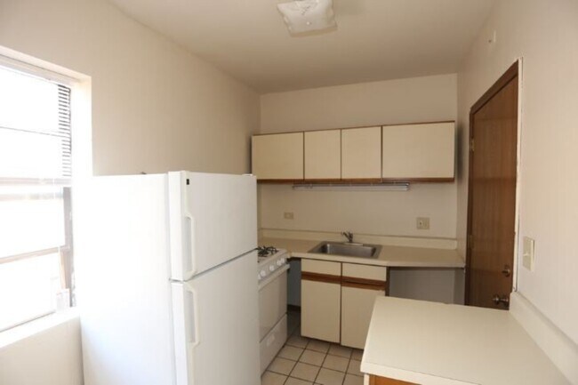 Photo - 3513 N Reta Ave Unit J02P