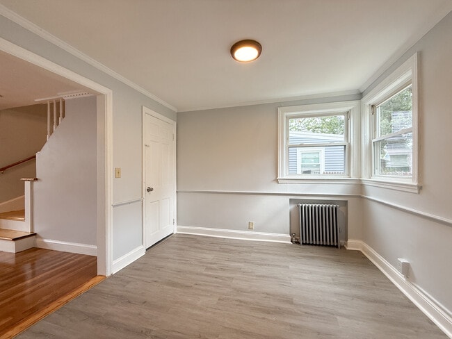 Photo - 7 Wilmington Ave