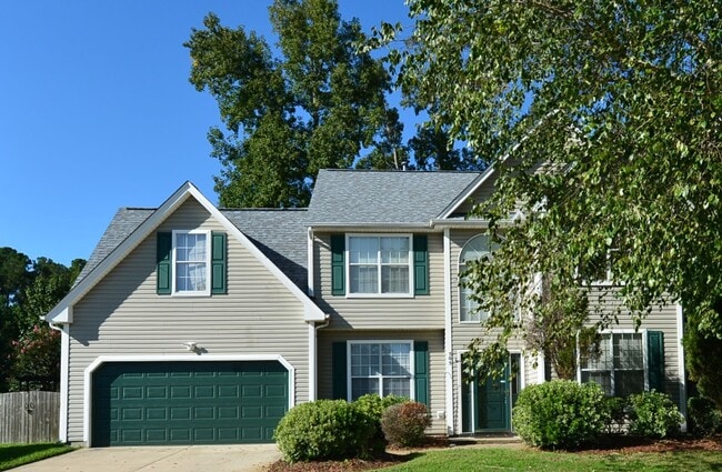Photo - Lakefront home in Grassfield School District