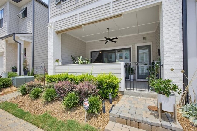Photo - 730 Stickley Oak Way