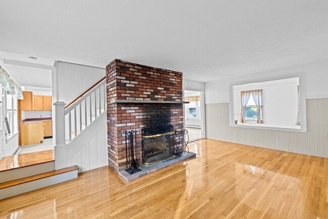 Photo - 80 Barker Rd