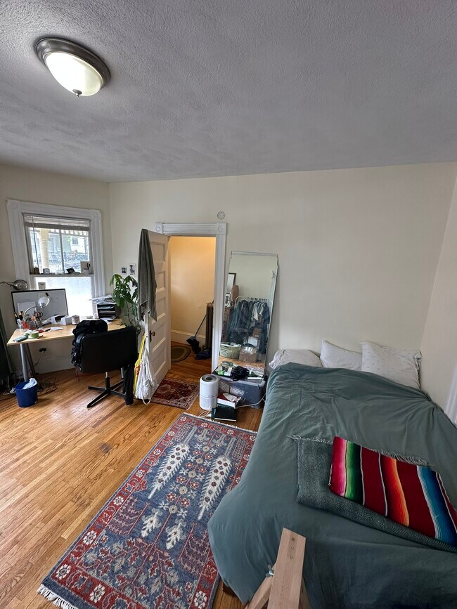 Photo - 33 Stone Ave Unidad 1