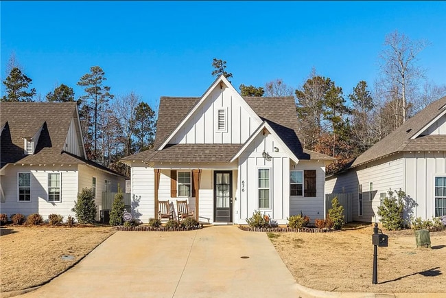 Building Photo - Fox Run Village Rental