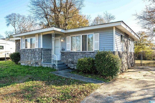 Photo - 1425 66th St