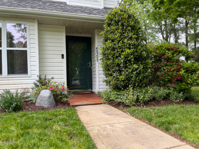 Photo - 48289 Picketts Harbor Ct Townhome