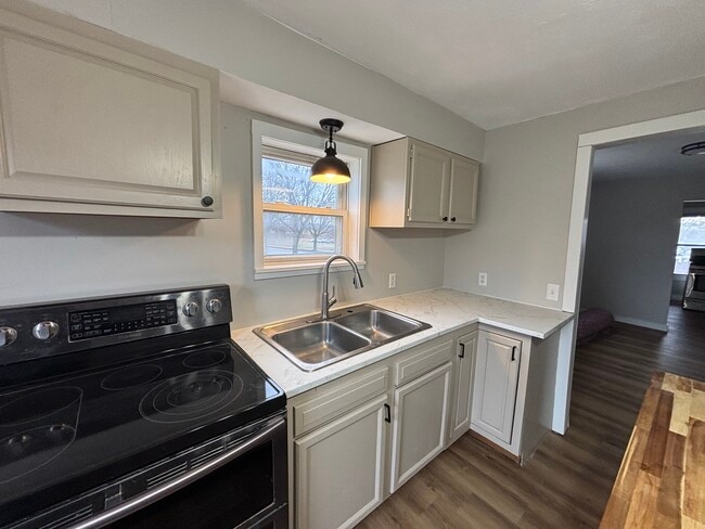 Photo - 668 Sullivan St Unidad A