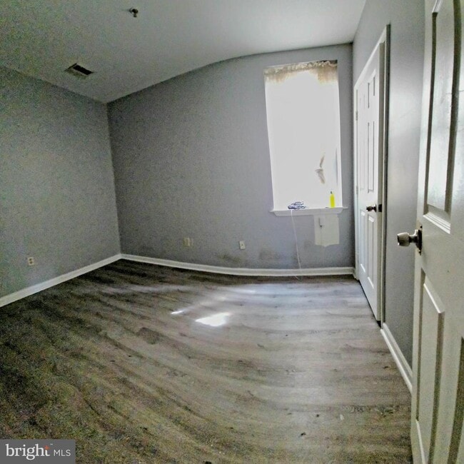 Photo - 1704 W Diamond St Unit 2