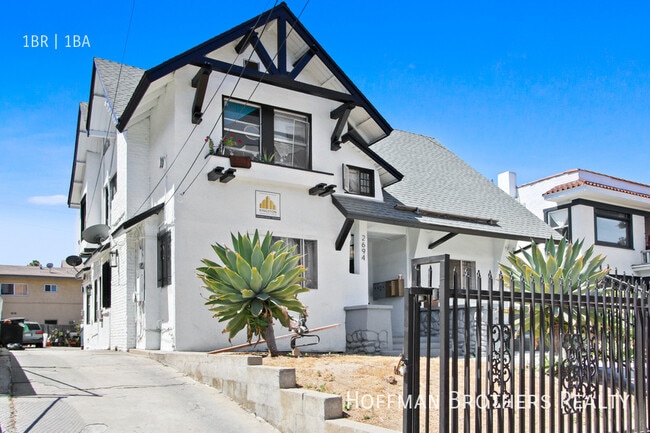 Photo - 2694 James M Wood Blvd Unit 3