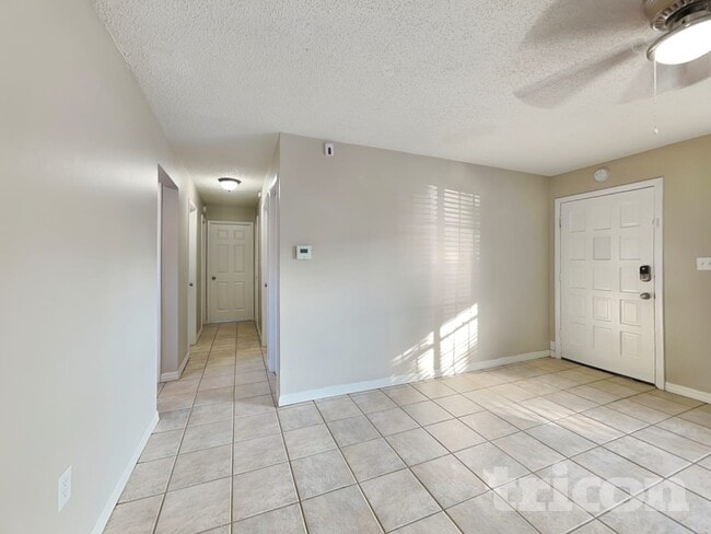 Photo - 11116 Stafford Ln