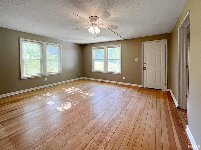 Photo - 1401 W Allen St