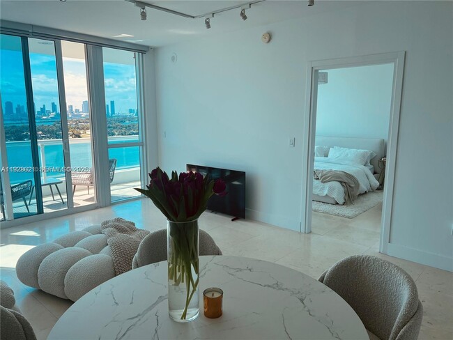 Photo - 540 West Ave Unit 1613