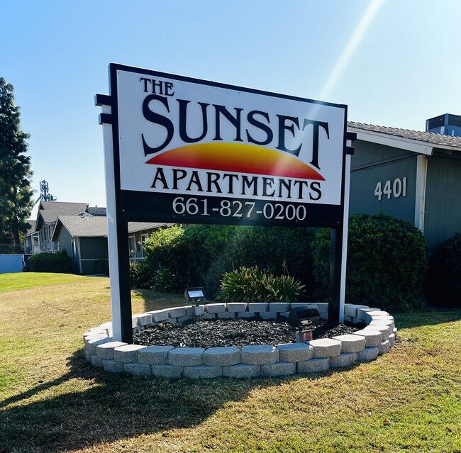 The Sunset Apartments - The Sunset Apartments