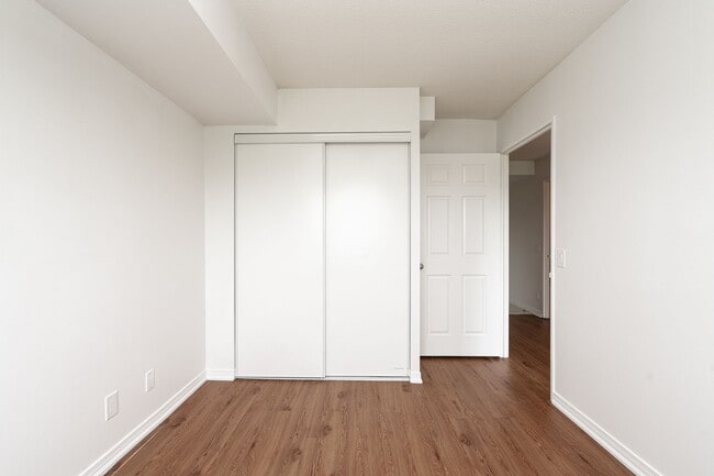 Photo - 333 Sidney Belsey Crescent Unit 914