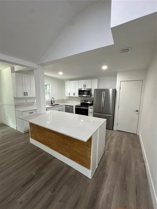 Photo - 302 SW 15th St