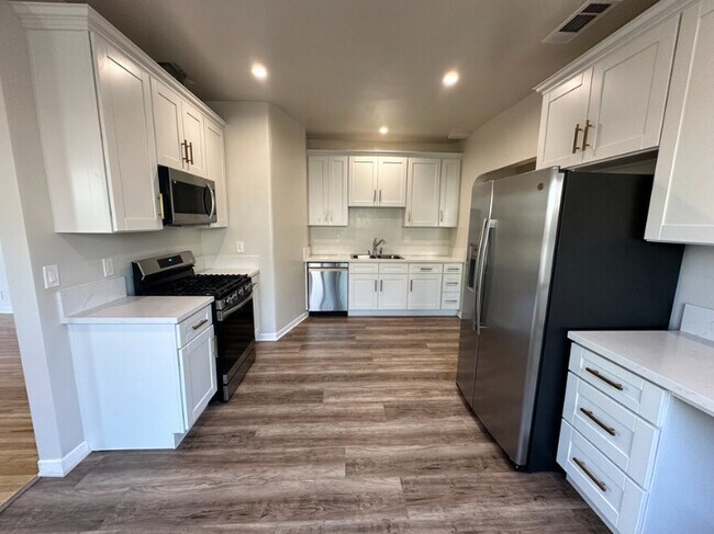 Cocina - 224 N Jackson St