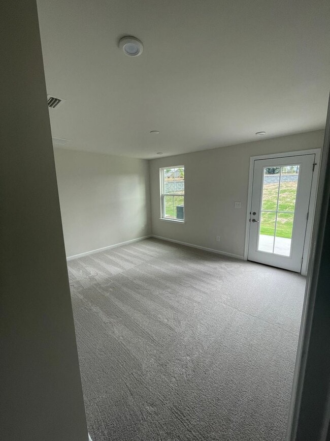 Photo - 640 Crudent Rd