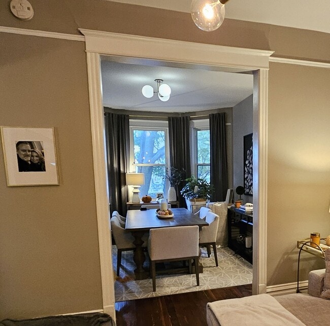 Photo - 1527 W Wellington Ave