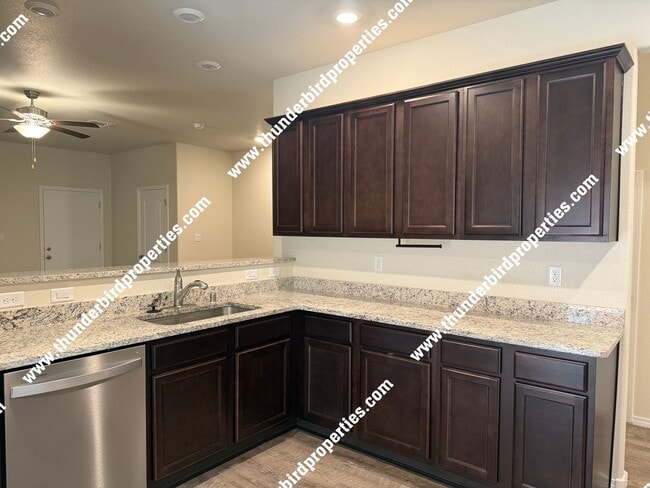 Photo - 1523 Borrego Dr SE