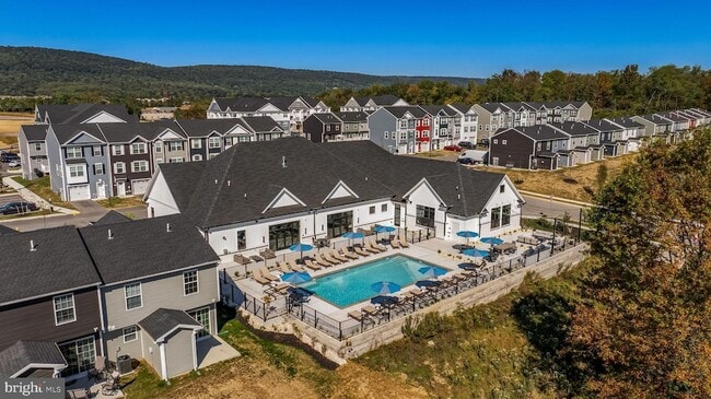 Photo - 2935 Ashwood Ln