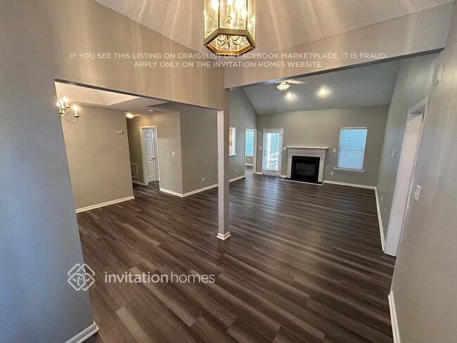 129 Deerfield Dr