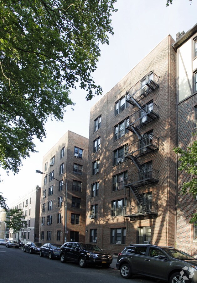 618 E 21st St - 618 E 21st St